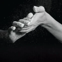 FrictionLabs Loose Gym Chalk -Exercise Equipment Shop 4dd9cec1c21bc54eecb53786a2c5fa09 5d0a755e15178 600x600 1