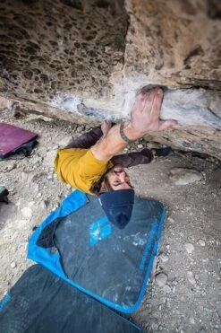 Black Diamond White Gold Loose Chalk -Exercise Equipment Shop a554f89dd61cabd2ff833d3468e2008a 5d0a755c2df46 600x900 1