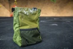 Black Diamond White Gold Loose Chalk -Exercise Equipment Shop a554f89dd61cabd2ff833d3468e2008a 5d0a755c3cbee 600x400 1