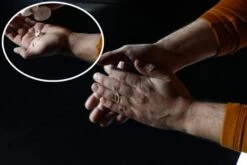 Togear Liquid Chalk -Exercise Equipment Shop e3ca0449fa2ea7701a7ac53fb719c51a 5d0a7573aacc4 600x400 1